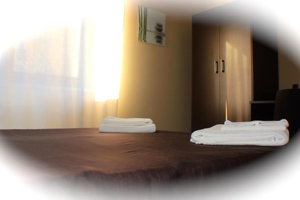 Domus Corso Umberto 18 B&B Pescara Cameră foto